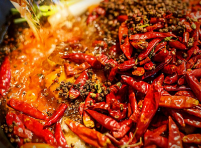 哪些人比較關(guān)心地道重慶火鍋底料批發(fā)